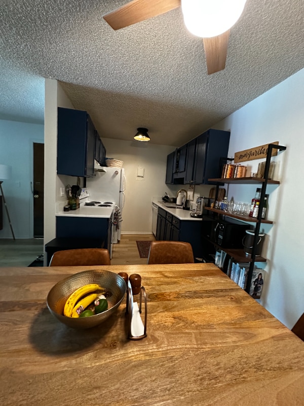 Photo - 3250 O'Neal Cir Unidad d25