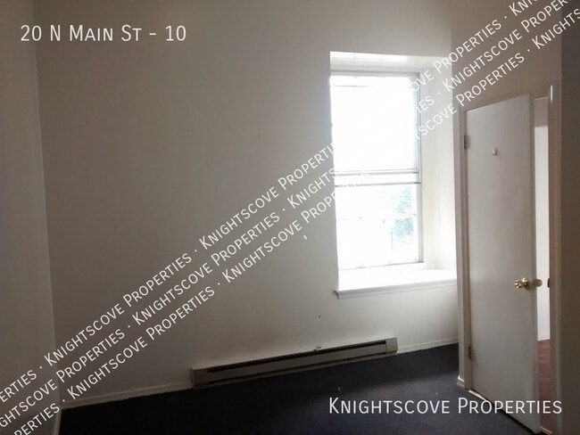 20 N Main St Unit 10