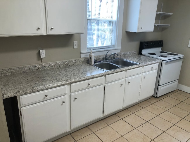 Photo - 675 Jefferson St Unit 675