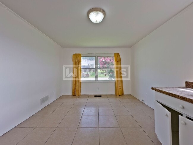 Photo - 3929 38th Ave N