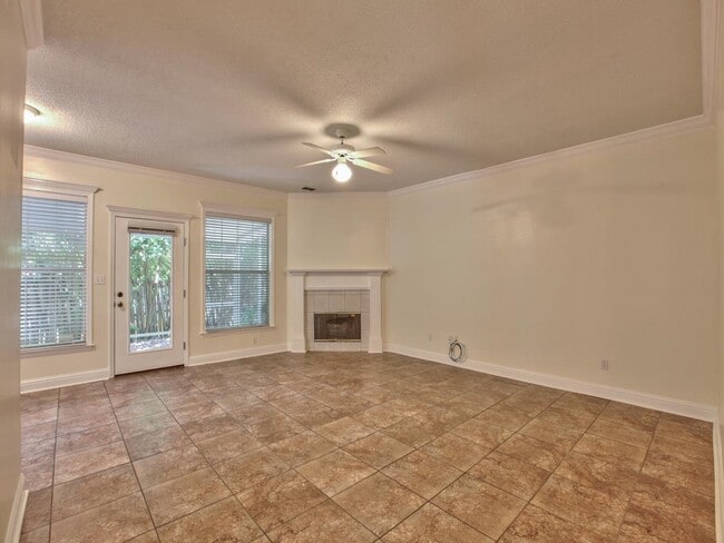 Photo - 3208 Castle Ct