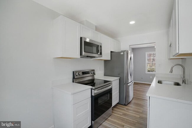 Photo - 12346 Woodlawn Ct