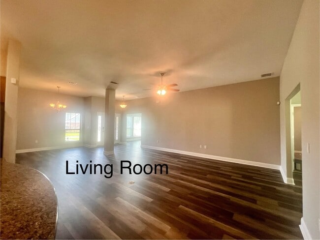 Photo - 3020 Crown Creek Cir