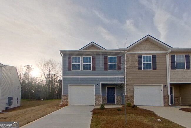Photo - 316 Ironwood Ct Townhome