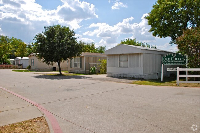 Photo - Oak Hollow Apartments