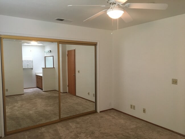 Photo - 5 Sun Circle Ct