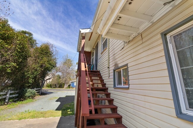 Photo - 504 W Marlette St Unit B    Upstairs