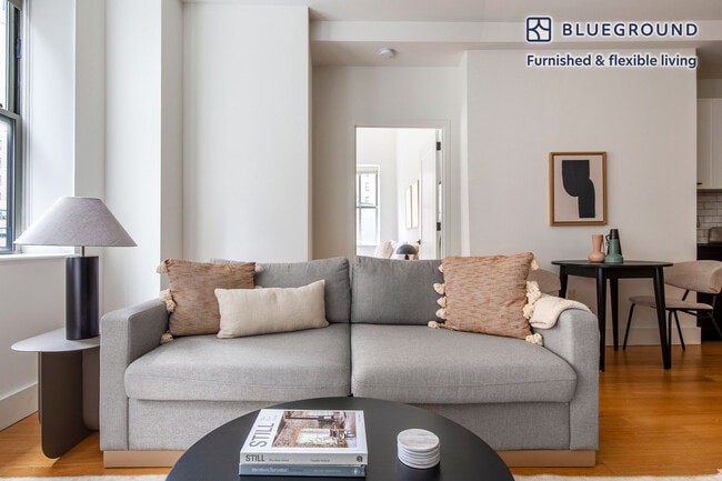 Photo - 63 Wall St Unit SI FL15-ID1339