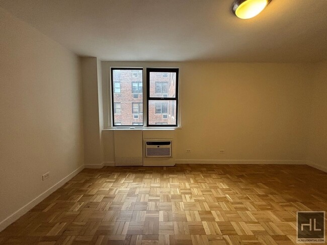 Building Photo - East 79th Street