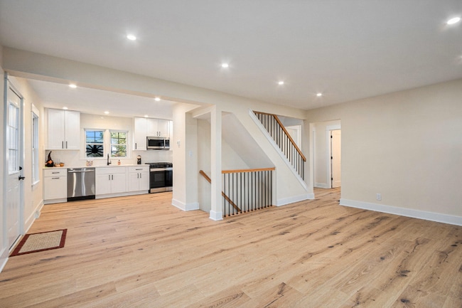 Photo - 506 W Morgan Ave