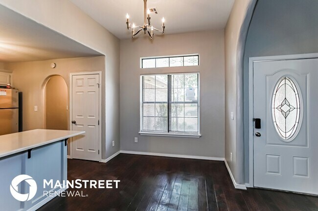 Photo - 3004 SW 124th St