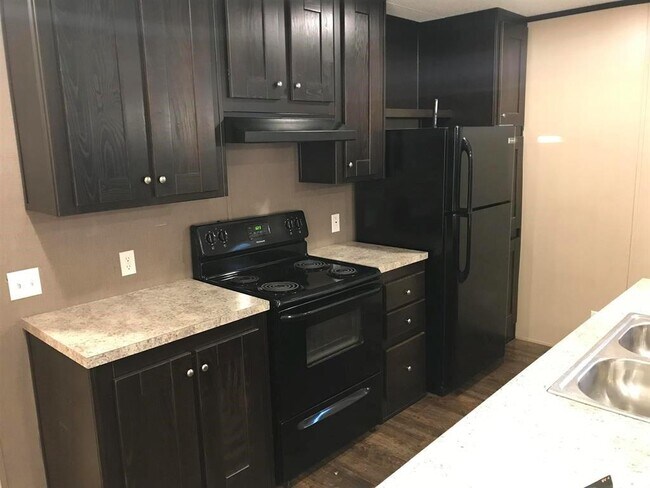 Photo - 16540 Sandell Dr