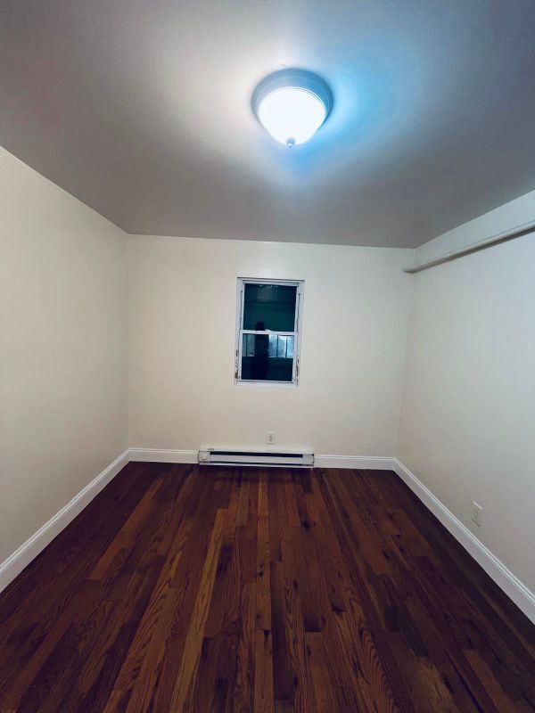 Photo - 2165 Bogart Ave