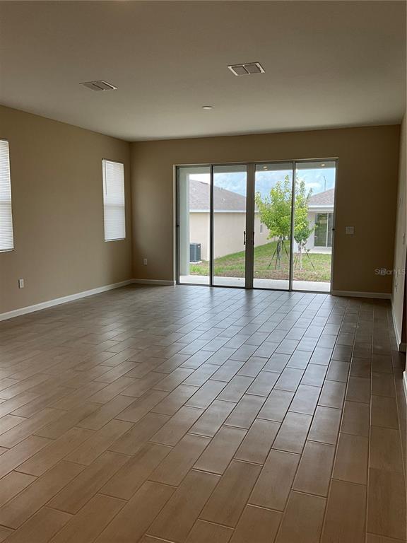 Photo - 807 Ballantyne Dr