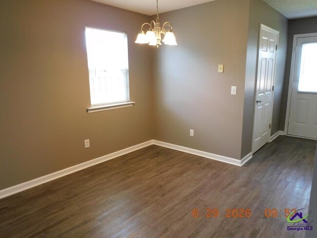Photo - 227 West Wrasling Way