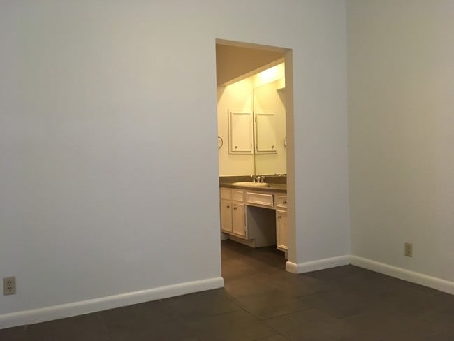 Photo - Compound at the Park