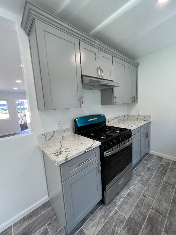 Photo - 2333 S Mansfield Ave Unidad 2