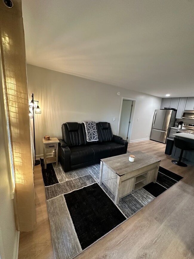 Photo - Green Hills Condo Living! Unit B6