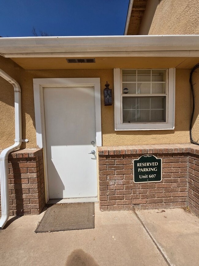 Photo - 607/609 W. First Unit 607 W. First (237)