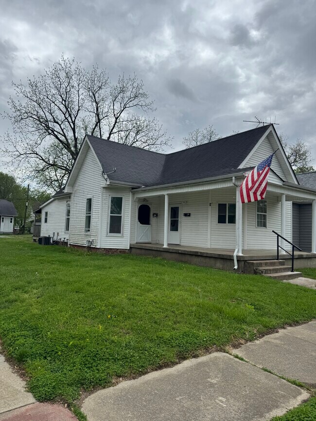 Photo - 1537 Pearl St Unit A