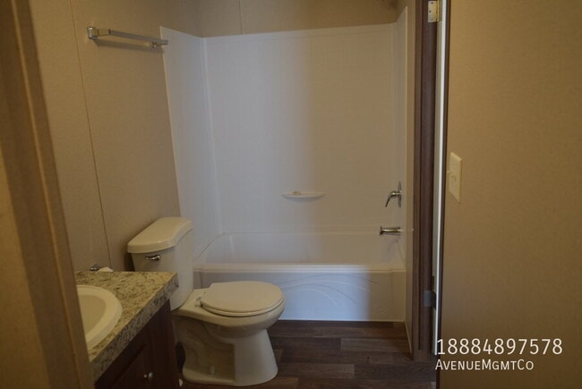 111 Old Tavern Ln