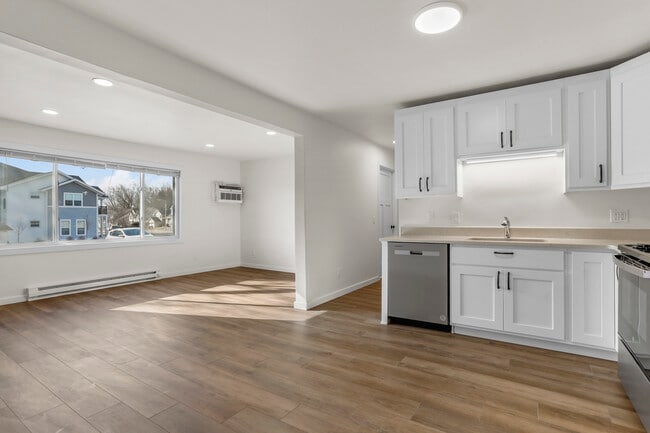 117 Washburn Rd, Deerfield, WI 53531