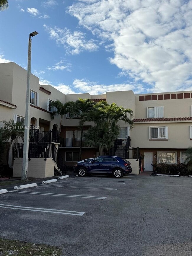 Photo - 551 NW 82nd Ave Unit 518