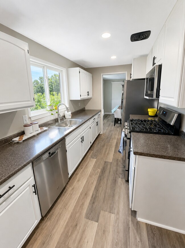 Photo - 11 Clover Ct