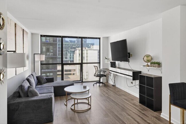 Photo - 1280 W Peachtree St NW Unit 1702