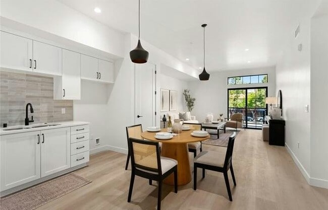 Photo - 581 Higuera St Unit 30