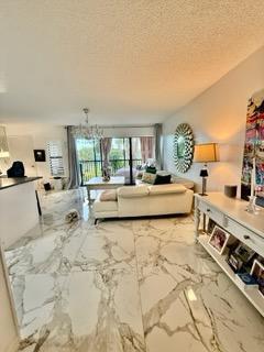 Photo - 1605 S US Hwy 1 Unidad V4-206