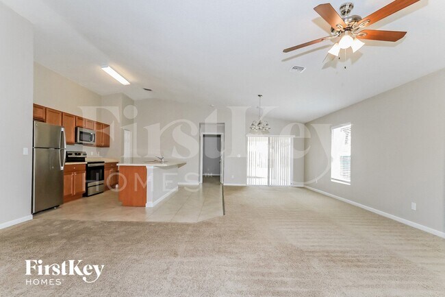 Photo - 1525 SW Fresno Rd