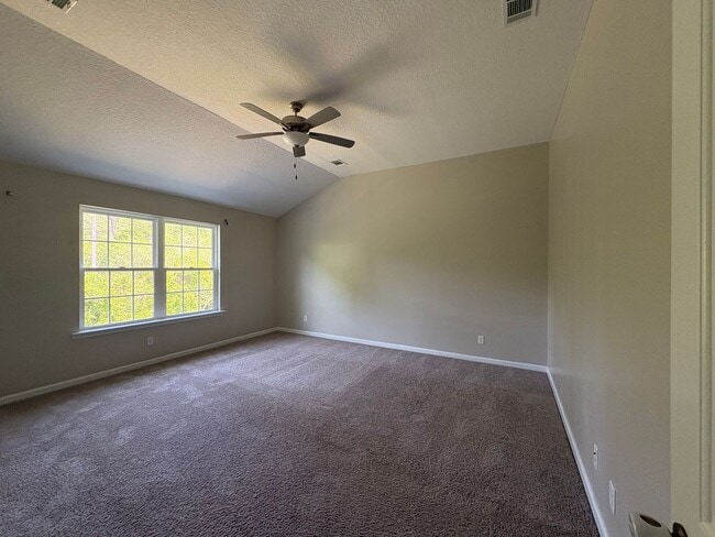 Photo - 328 Brightleaf Cir