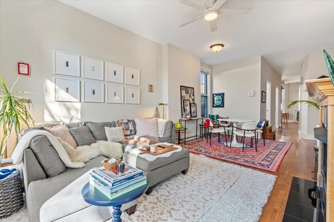 Photo - 1633 N North Park Avenue Unidad 3