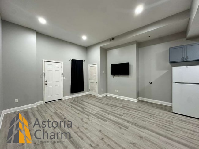 Photo - 1918 N Charles St Unit 1