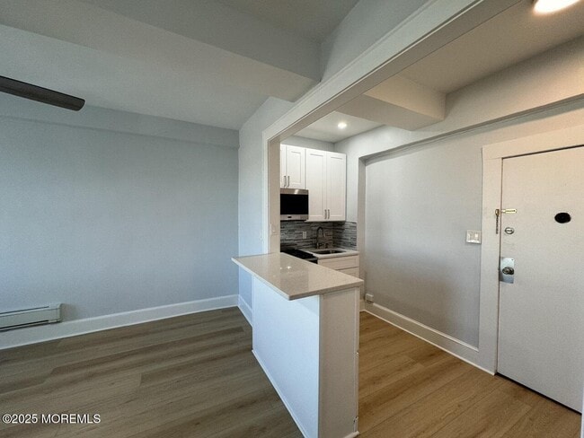 Photo - 201 Lareine Ave Unit 203