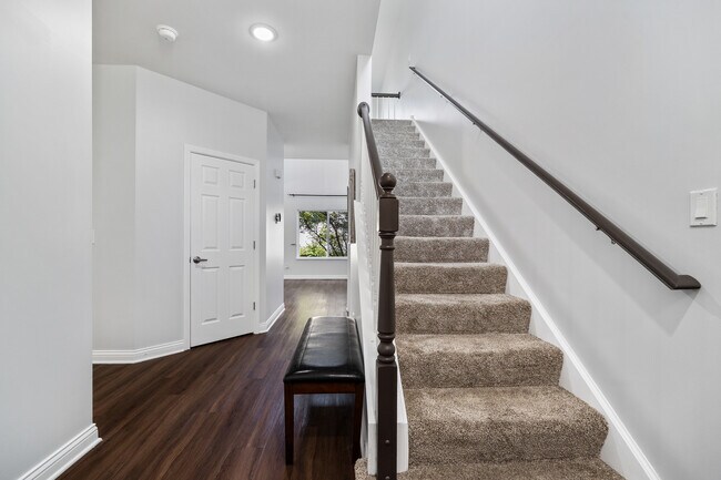 Photo - 17578 Gilbert Dr