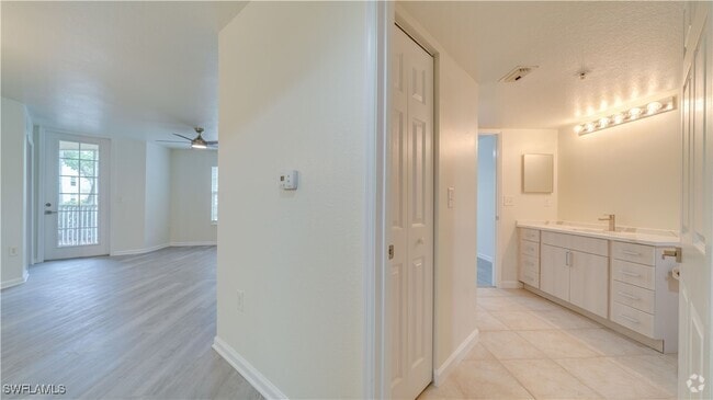 Building Photo - 4127 Residence Drive Unit 403 Rental