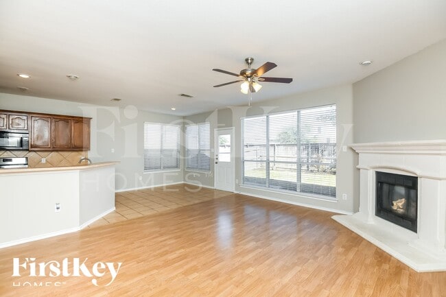 Photo - 6321 Melanie Dr