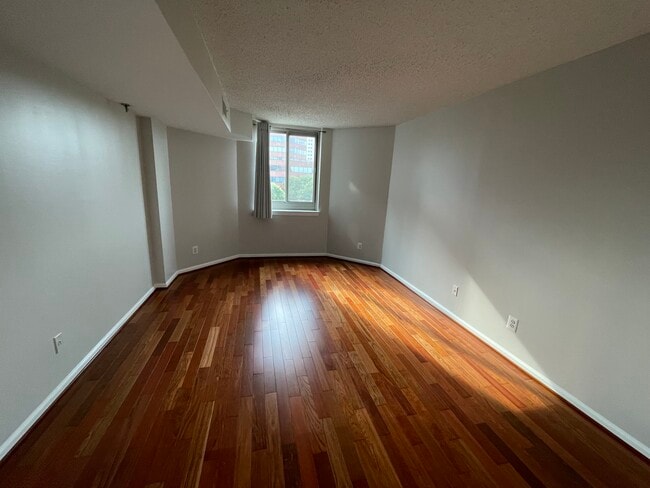 Photo - 1024 N Utah St Unidad 518