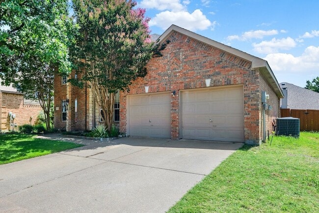 Photo - 1413 Westmont Dr