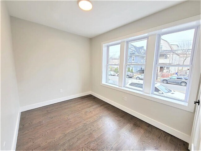 Photo - 535 Hawthorne Ave Unidad 203