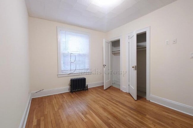 Photo - 3 bedroom in ASTORIA NY 11103 Unit HOUSE