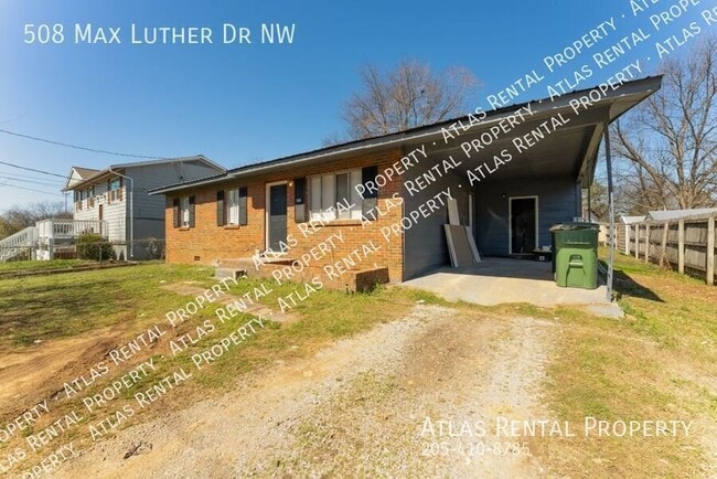 Photo - 508 Max Luther Dr NW