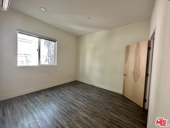 Photo - 11115 McCormick St Unit 401