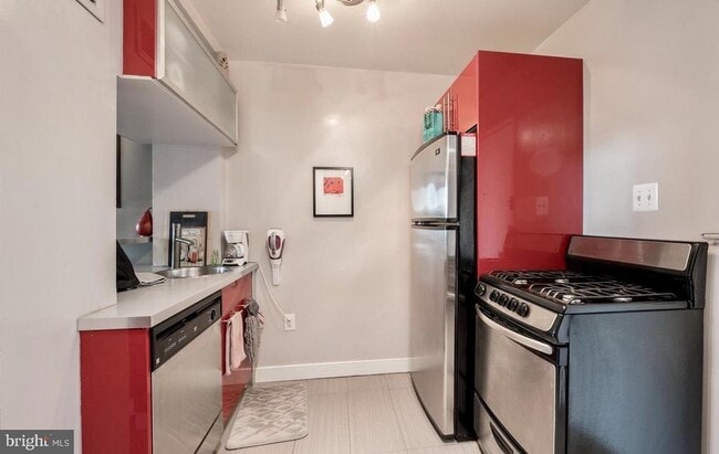 Photo - 801 N Pitt St Unit 420