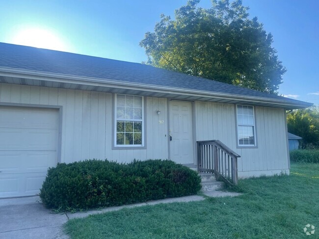 Building Photo - cli91012 Unit 912 Rental