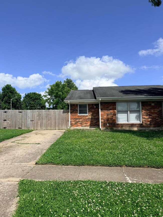 Photo - 106 Potomac Ct