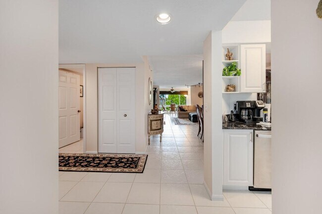 Photo - 5749 Gemstone Ct