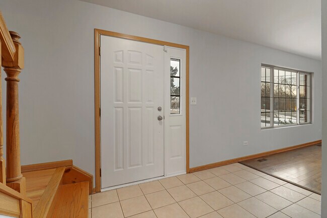 Photo - 1462 Glen Ellyn Rd